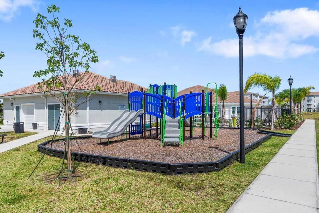 Elegant 2 Bed/2 Bath Apartment In Melbourne Fl Exterior foto