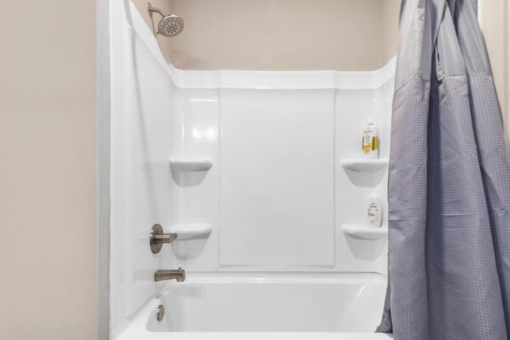 Elegant 2 Bed/2 Bath Apartment In Melbourne Fl Exterior foto
